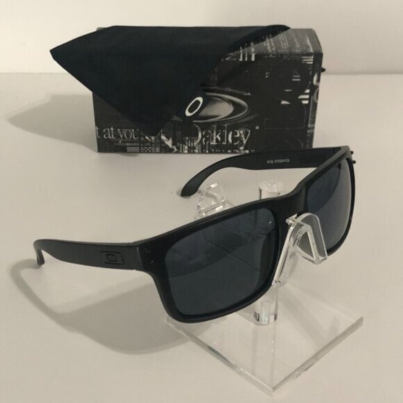 Oakley Holbrook Matte Black Frame 9102 - Picture 5 of 6